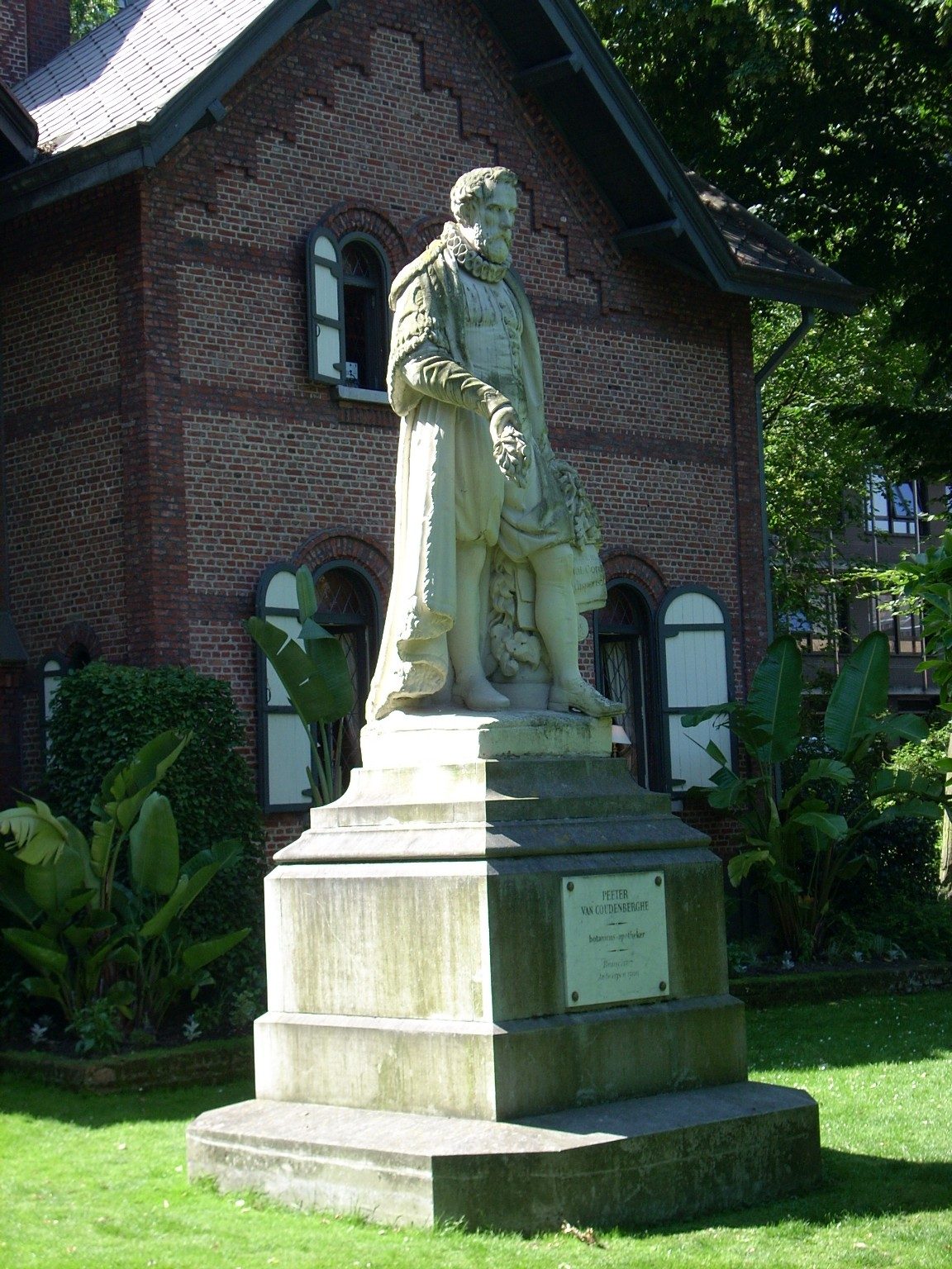 Peeter van Coudenberghe's monument, Gasthuis St Elisabeth, Antwerp.JPG
